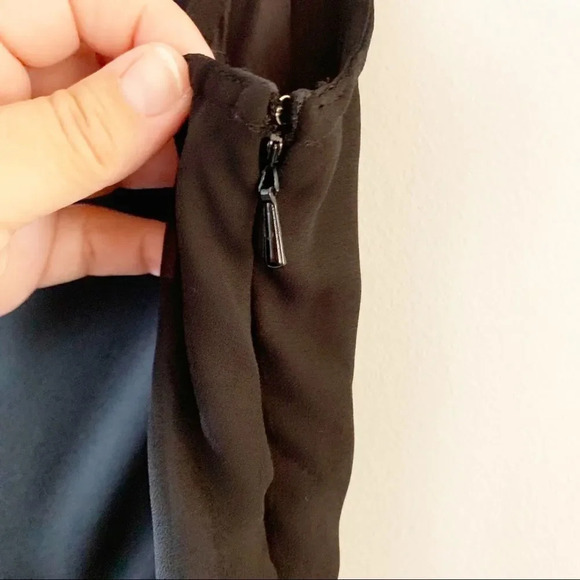 American Eagle Black‎ Sleeveless Dress Cutout Detail Sparkles Beaded Size 6 New - Picture 5 of 8